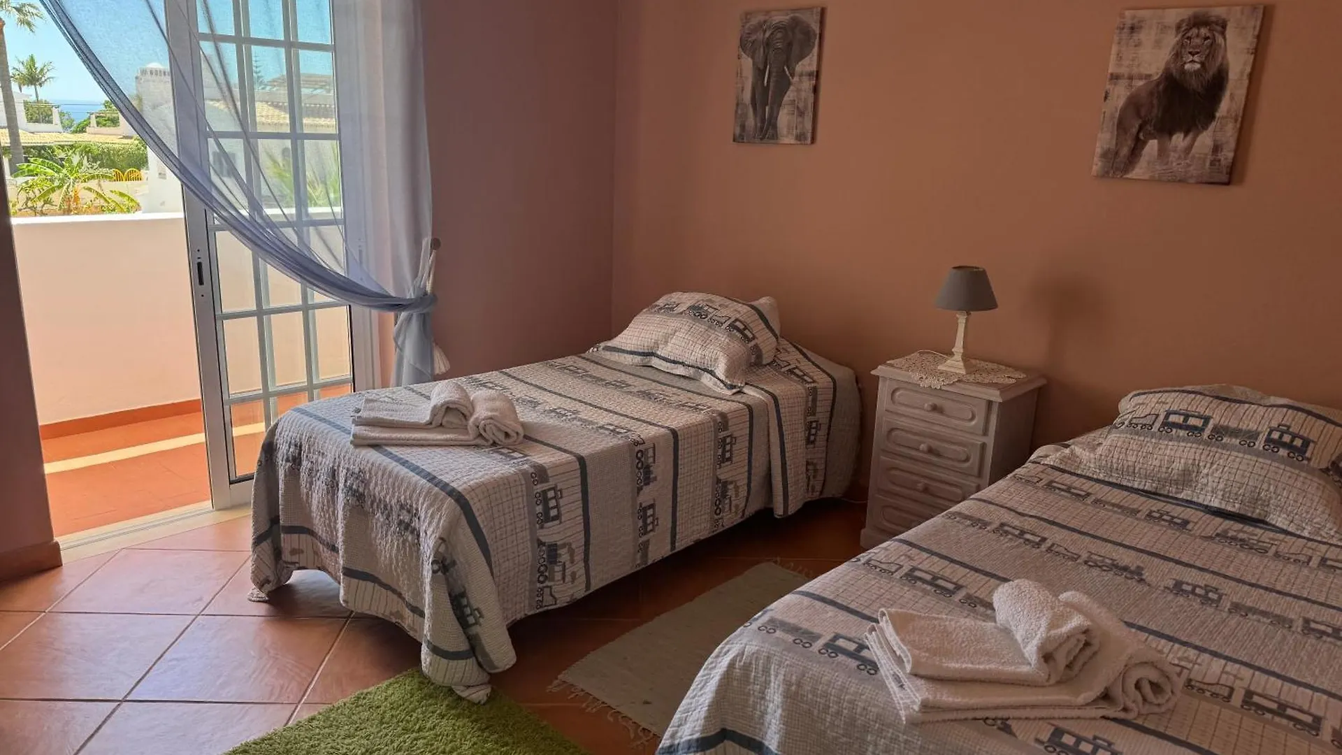 אלבופיירה Villa Mar פורטוגל